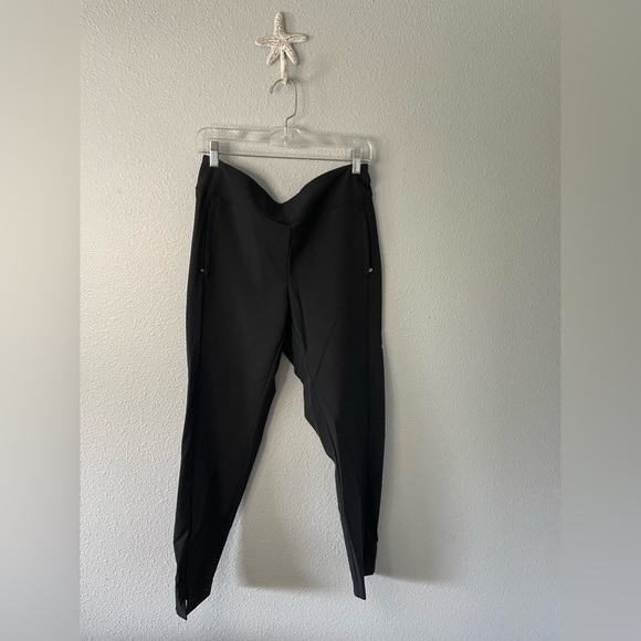 GAIAM Pants - Gaiam Women’s Athletic Ankle Pants with Slit Ankles Size M Black